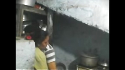 Next Door Indian Bhabhi Sex MMS