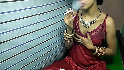 Hot sexy Anita bhabi Rides big cock while smoke Desi video